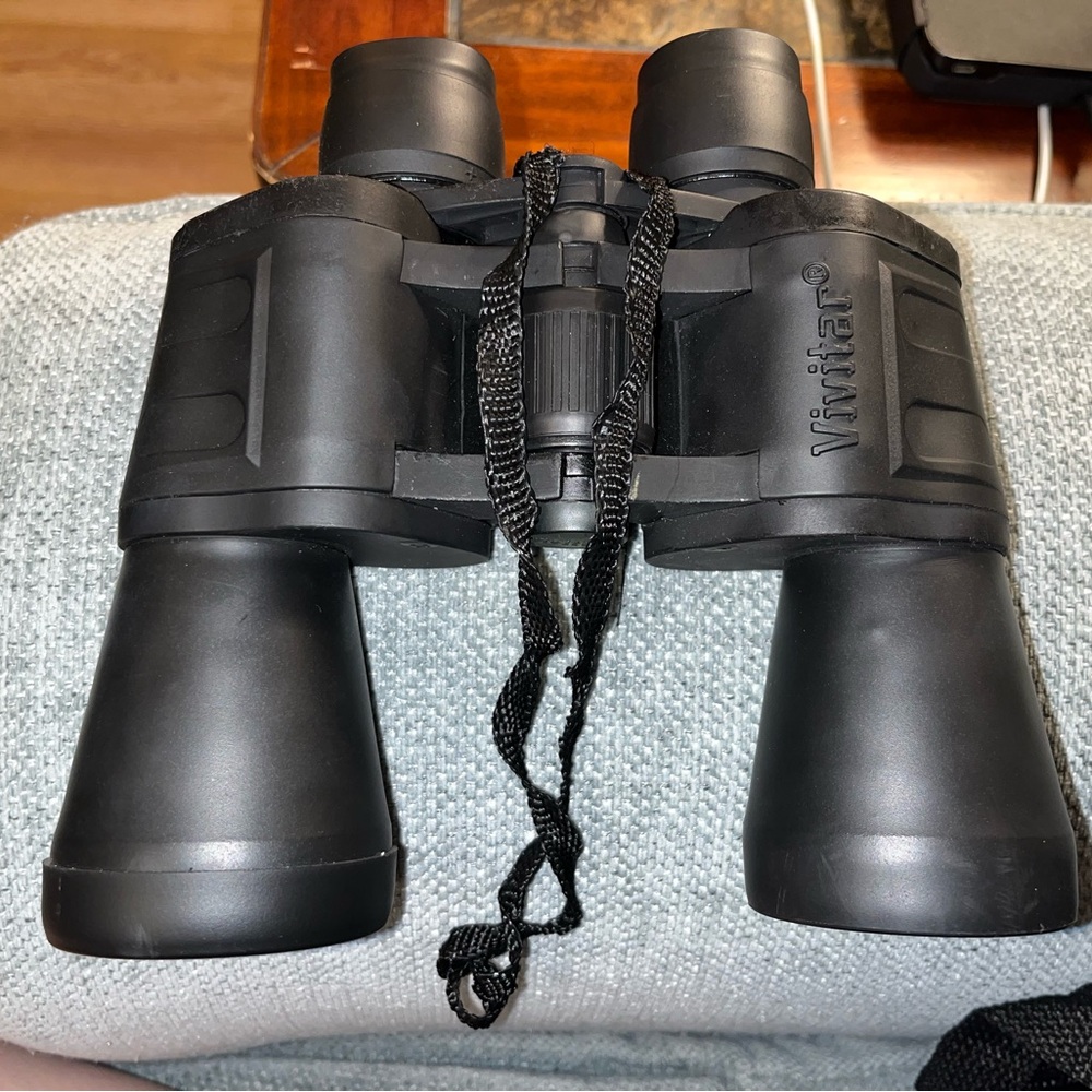 Vivitar UV Coated Optics Binoculars